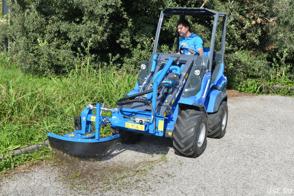 MultiOne-mini-loader-EZ-series-with-weed-brush-1030x688